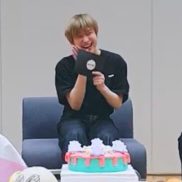 ksnfilles's tweet image. he deserves all the happiness &amp;lt;3 
#SunooOurMiracleOfJune
#눈부신_선우의_열아홉번째_생일