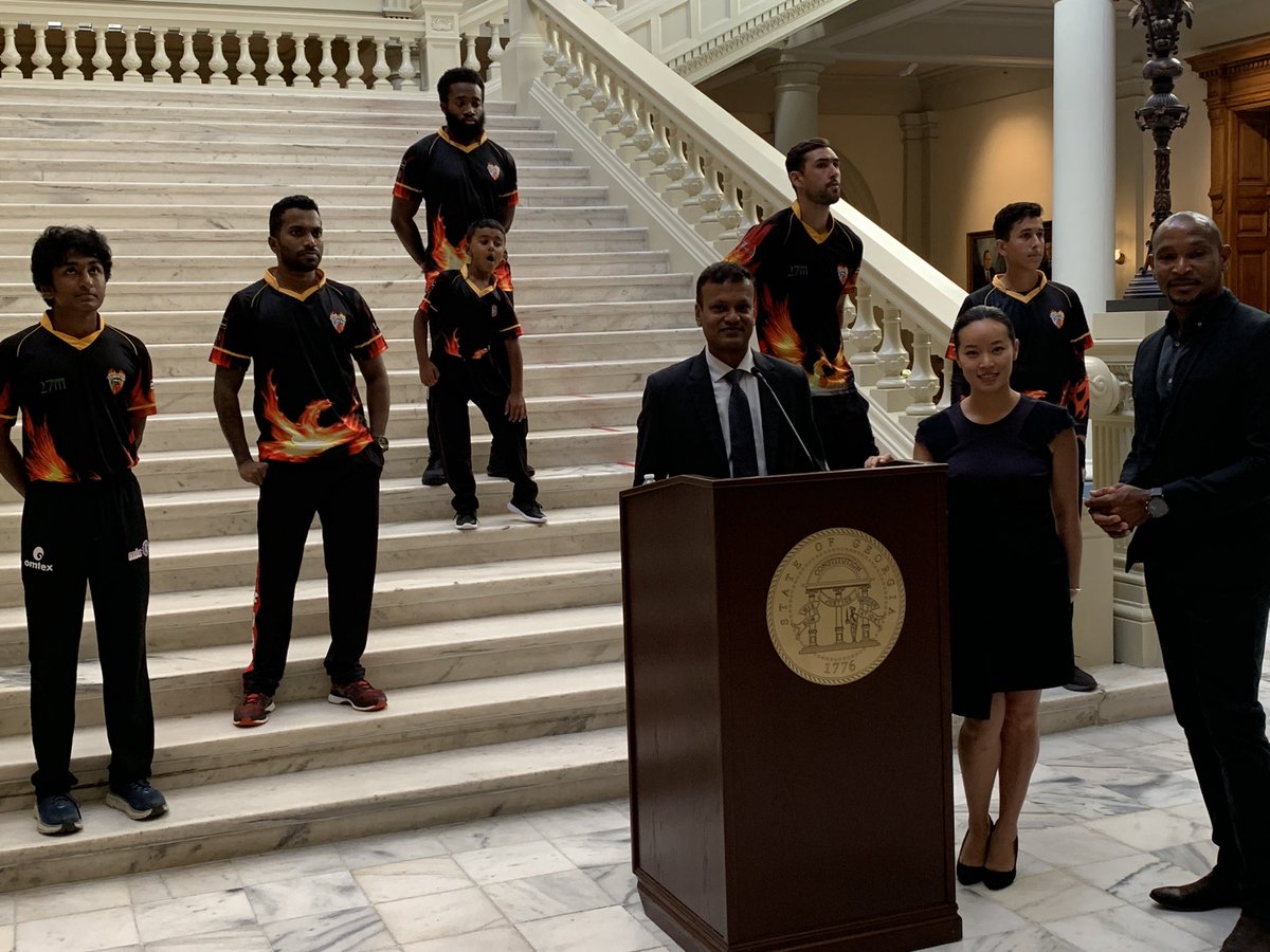 shahfaisalcric1's tweet photo. Cricket in America: @MiLCricket is almost upon us, Atlanta based franchise Atlanta Fire gathers at Georgia State Capitol for the official press release @usacricket https://t.co/mdsIMf4WGU