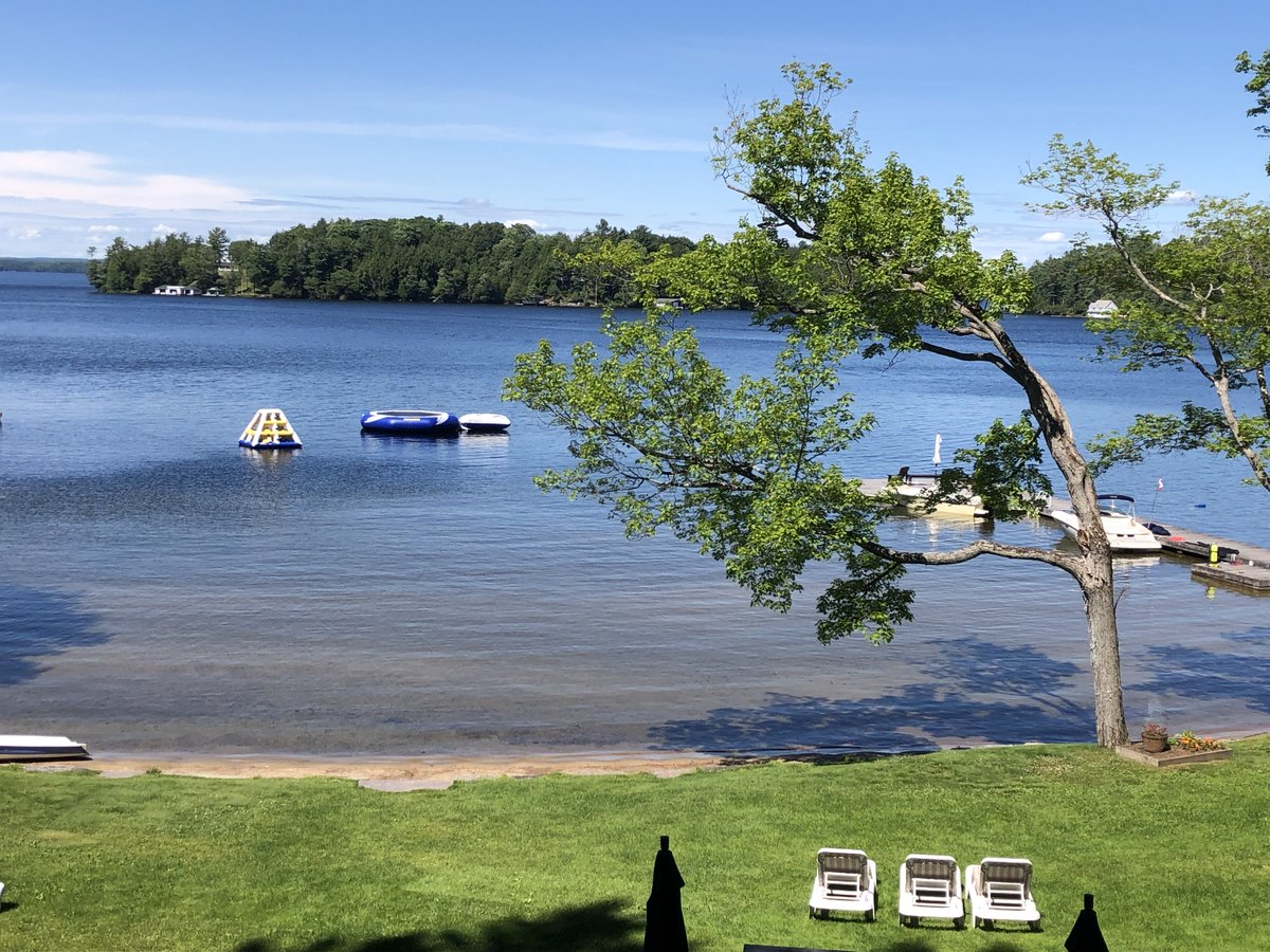 ShammyLodge's tweet photo. Now THIS is what our waterfront is supposed to look like!! #Shammysummer2021 #thetrampolineisback https://t.co/UWlvndH0PO