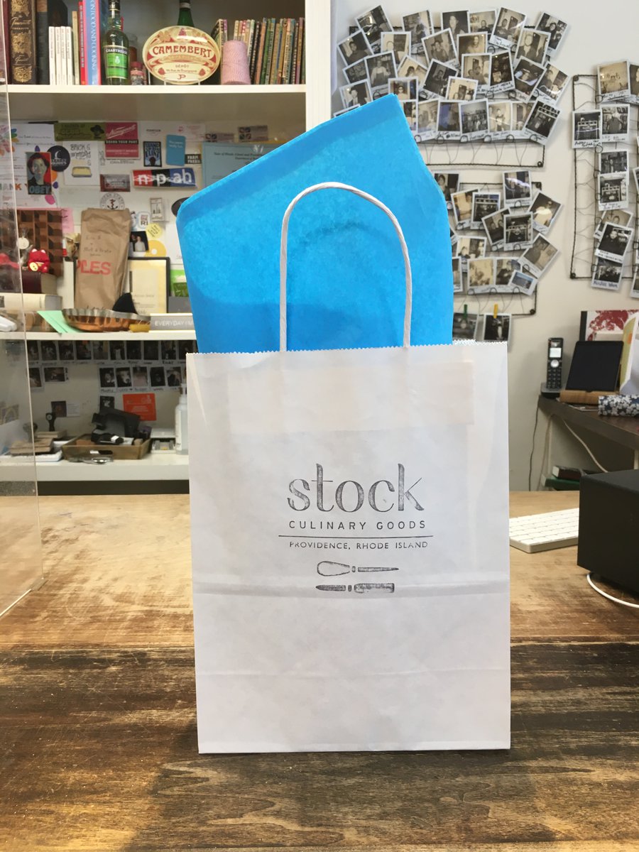 lovely day to #shopsmall in providence ⚓️🐓💙👛