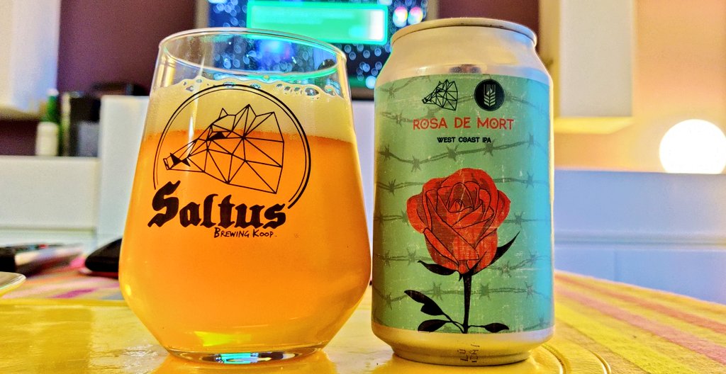 elretrogusto's tweet photo. La Ana de verano ha dejado las TIPAs y ahora solo bebe west coast. Eso sí, muy buenas WCIPAs 😉
#Saltus + #Espiga en formato 33, que últimamente me encanta. #RosadeMort 🌹 https://t.co/pSAyRiUvRs