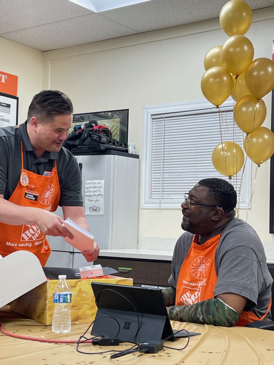 Join us in congratulating our Golden Apron Winner Darrell Colvin! Keep up the great work! <a href="/EberzMichael/">Michae</a> <a href="/McFarrenGary/">Gary McFarren</a>