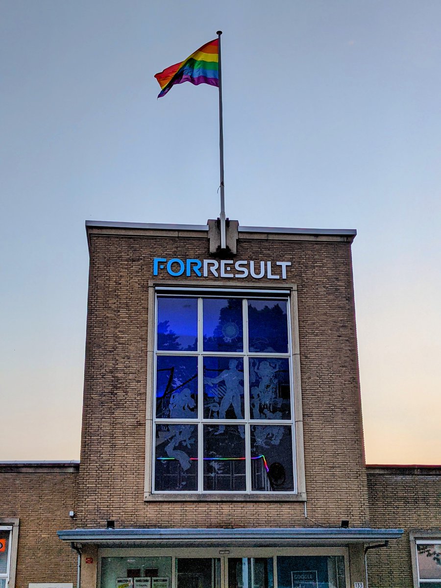 forresult's tweet image. Ook ForResult in regenboogkleuren! #duihon #ek2021 #LGBTQI #HumanRights #uefarainbow #loveislove