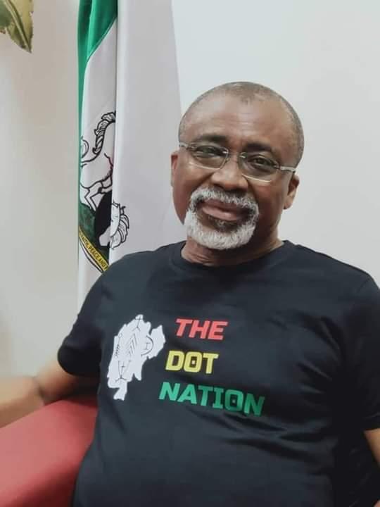 EzeBiafra's tweet photo. #theDotnation.com true man don't deny his identity. https://t.co/eeomb0BzMU