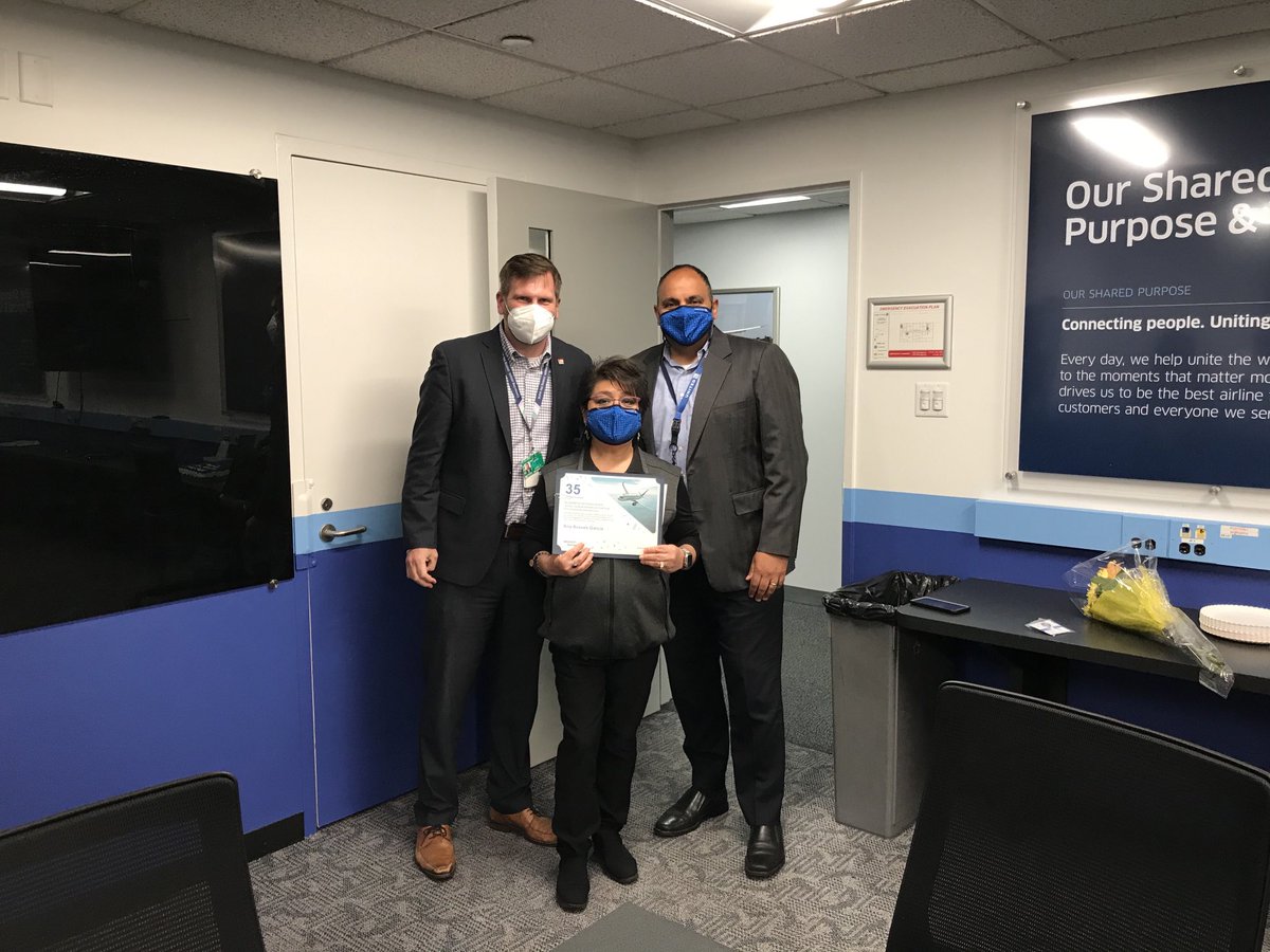 Happy 35th anniversary Ana!! ⁦<a href="/OmarIdris707/">Omar Idris</a>⁩ ⁦<a href="/mcgrath_jonna/">Jonna McGrath</a>⁩ ⁦<a href="/weareunited/">We Are United</a>⁩