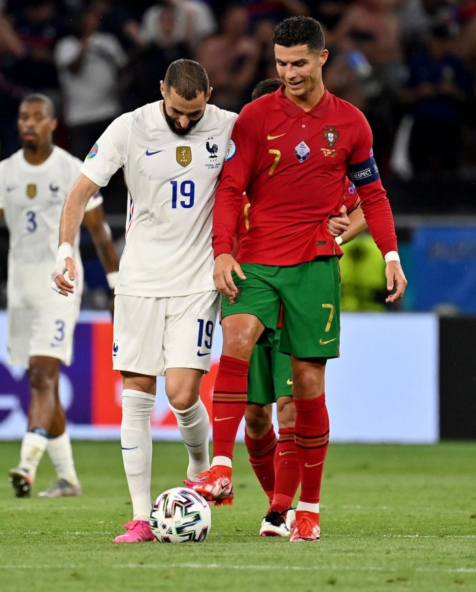 EURO 2020: Benzema révèle les détails de sa conversation avec Cristiano après des retrouvailles émotionnelles