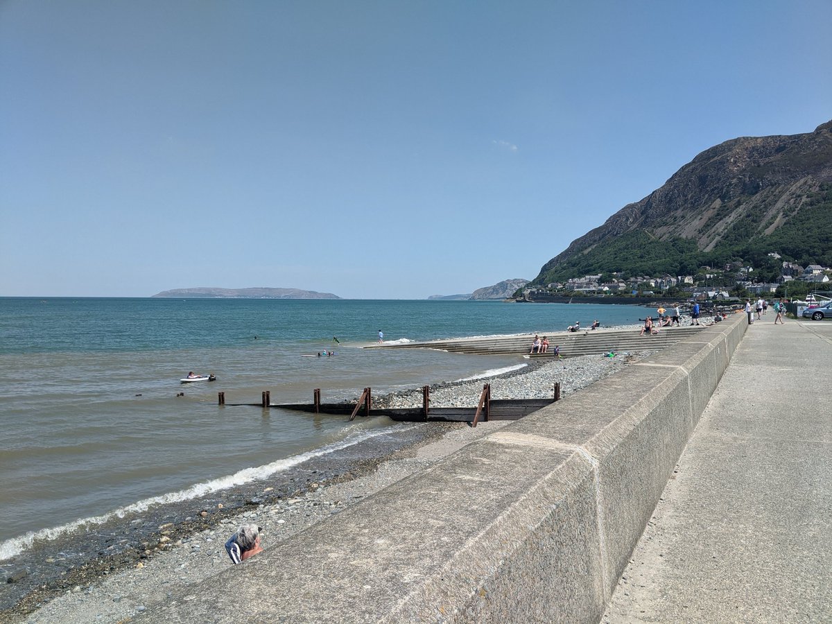 jobs.nhs.uk/xi/vacancy/916… if you've ever thought of an OT team lead role in MSU this could be the post for you, in a lovely rural setting in a purpose built unit providing lots of scope for developing rehabilitation and recovery approaches with the team. An added lunchtime photo!