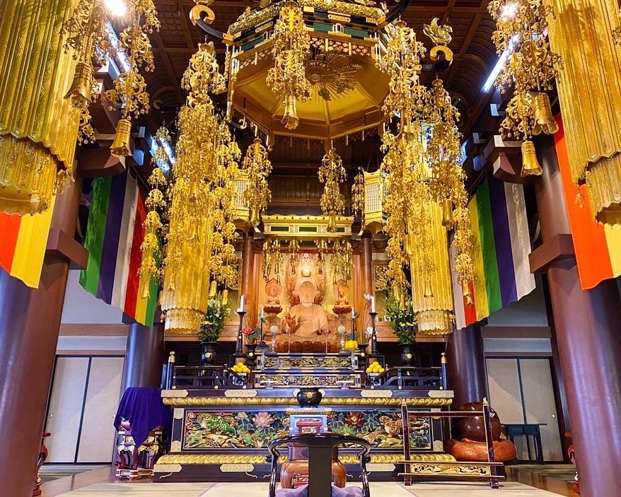 natspene's tweet photo. 📍Tokoji, Saitama
Ce temple se trouve à quelques pas de la gare d’Omiya, dans la préfecture de Saitama. On est rentré sans raison particulière, mais c’était un espace jolie et apaisant ☺️ https://t.co/WZFBw2TCFn