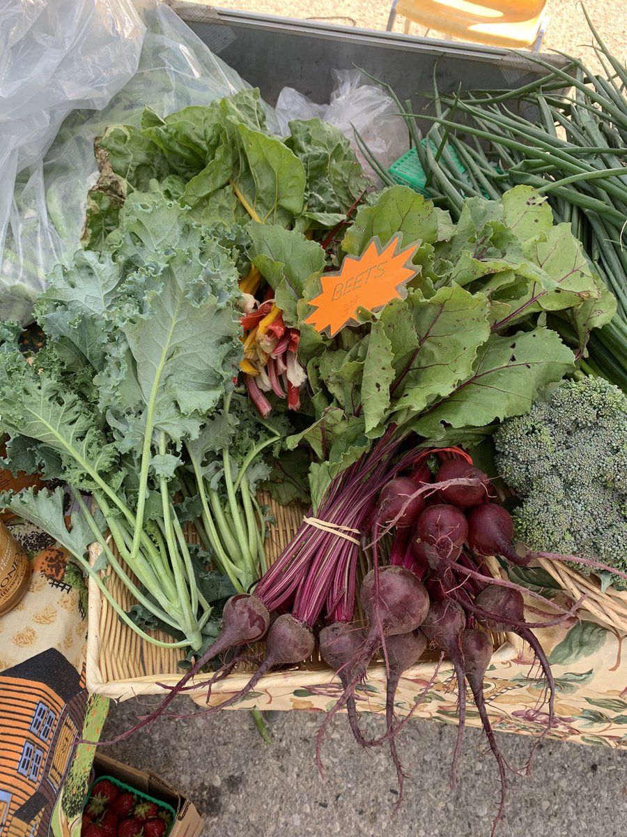 WNFarmersMarket's tweet photo. We had a great opening weekend last Saturday, come see us this Saturday from 8:30am-12 at 320 King St E in Mount Forest! 🍓💐🌽🍞🥕 https://t.co/7slaaNUPeU