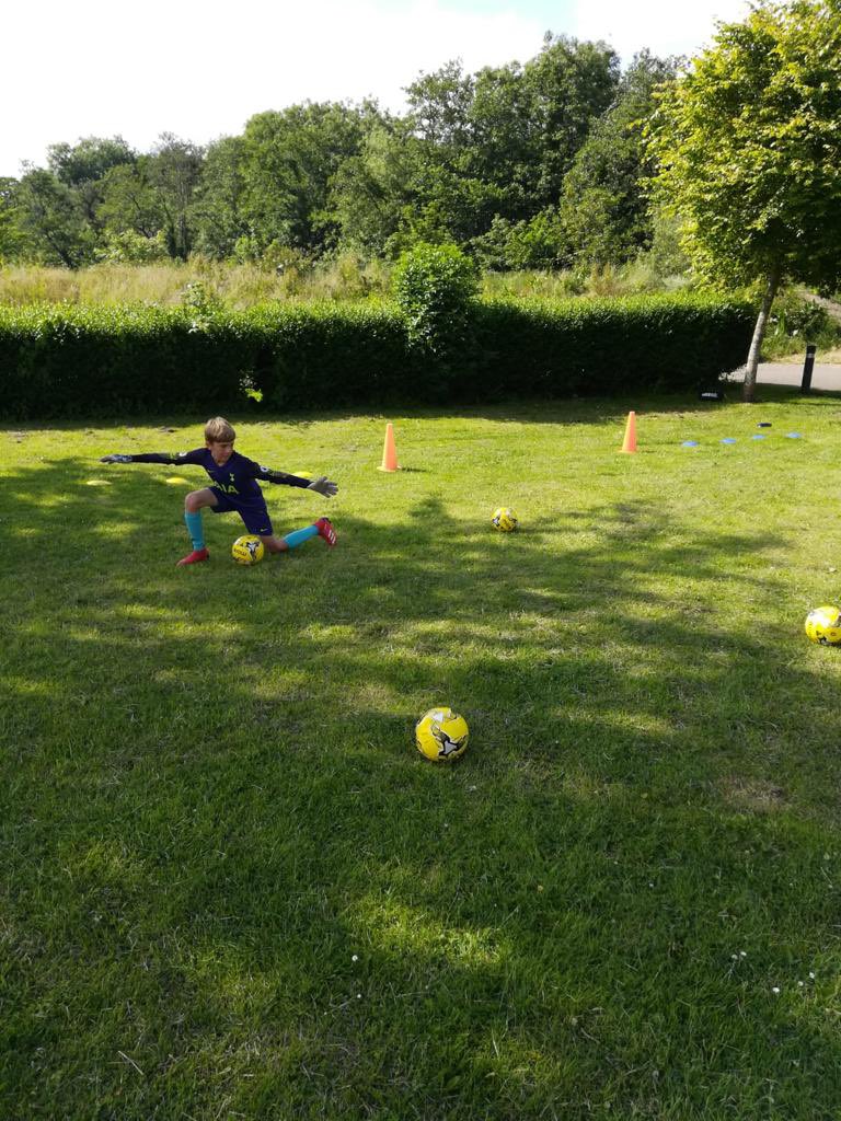 🏴󠁧󠁢󠁷󠁬󠁳󠁿 Our first session at our 2nd venue in #Newport got off to a flyer! 

📍 Tuesdays at #TredegarPark

📲 Contact to book