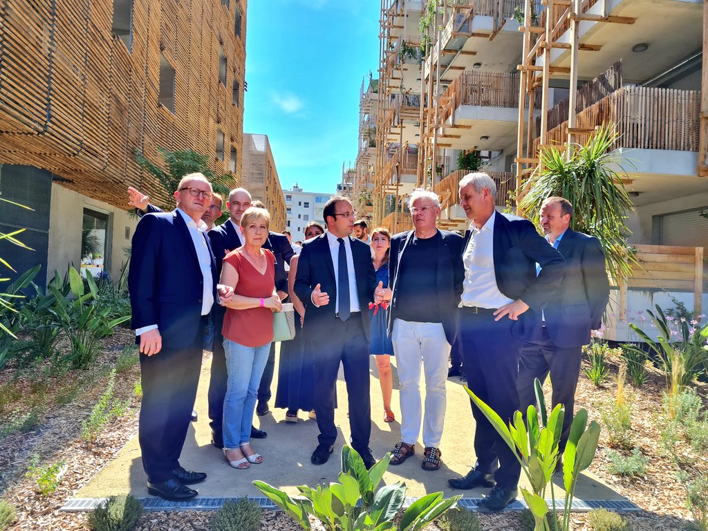 jennifersalles_'s tweet photo. Livraison du programme urbain Nice le Ray. 

Ce sont 300 nouveaux logements qui sont livrés au pied d'un parc de plus de 3 hectares, au cœur du quartier du Ray. https://t.co/PKBvHZyg80