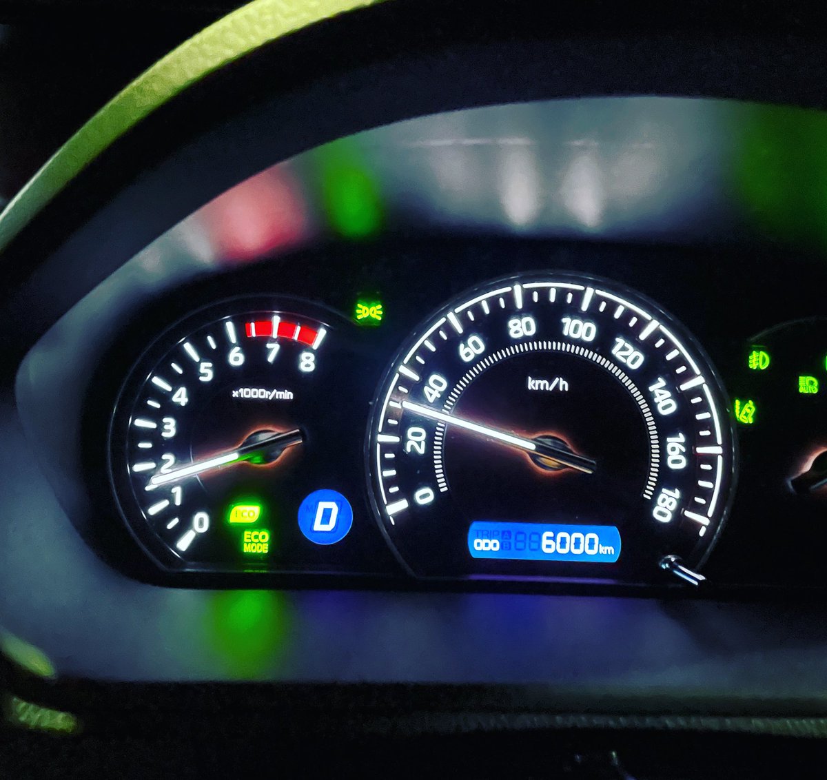 Penpen 納車されて 8か月で6000キロ突破しました エスクァイア エスクァイア特別仕様車 エスクァイアオーナーさんと繋がりたい エスクァイア後期 エスクァイアブラックテーラード