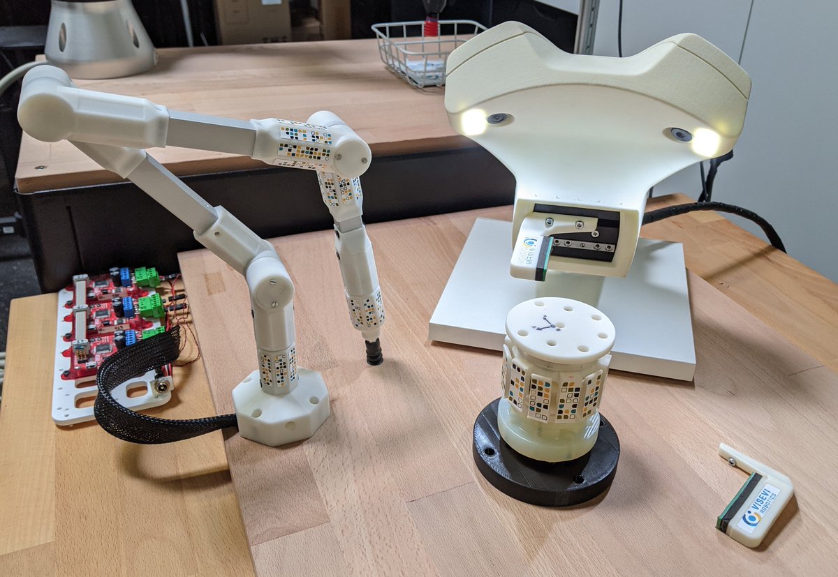 ViseviRobotics's tweet photo. Watch our recorded session about camera-based grasping and sensing with #munich_i on @automaticafair here: https://t.co/49YwCs6eCE. Little time? Jump directly to the live demo of camera-based sensing for tactile data and 6D force-torque: https://t.co/UDdYBXduzJ. https://t.co/k1i18F3zuh