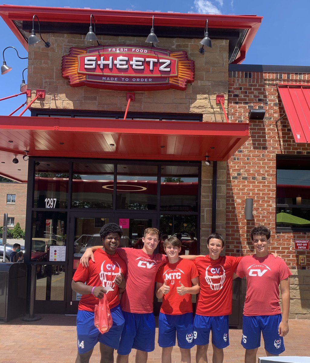 CVColtsFootball's tweet photo. Wrapped up a productive June mini camp today. Then we rolled into @sheetz to get the hunger under control. Weโre really glad to have you as our neighbor in Colt Country & to have your support as one of our team sponsors! #sheetzrunanddone #MakeTodayCount https://t.co/Uhh8CBfu1H