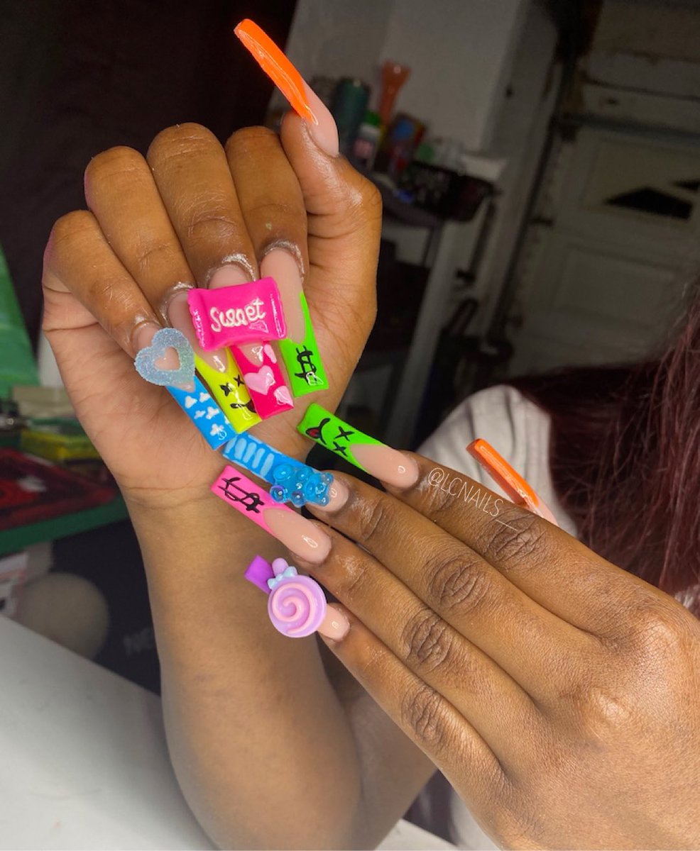 _GucciStackS_'s tweet image. Hawt Gurl Summa Special Starts June 30th ‼️🌴🔥 #Tampa