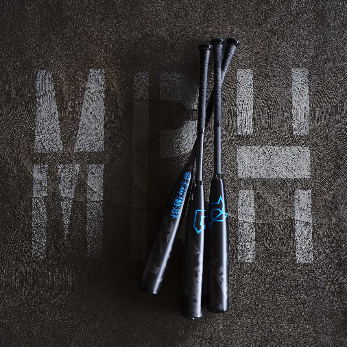 The latest innovation in DeMarini Composite has arrived with the 2022 D-Lab Zoa. Engineered for performance to give the game’s advanced #BBCOR hitters complete control of the dish. Available in 32" and 33".