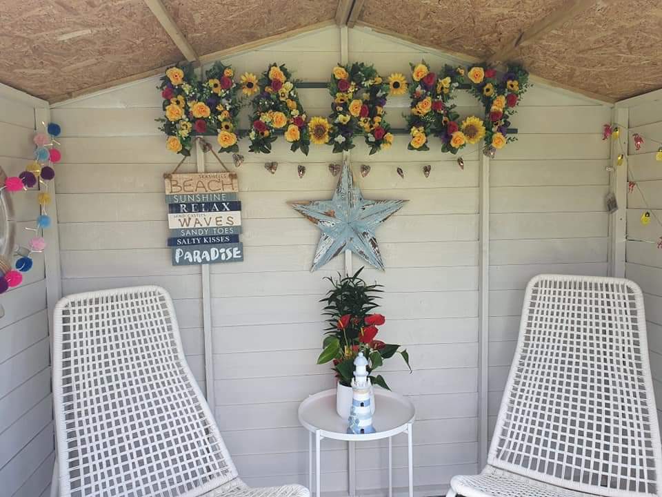 SparkysCrew's tweet photo. A whole year of our beautiful captains quarters, our beautiful space, in our beautiful garden, to sit &amp; remember happy times spent with Marky 💜💜💜💜 https://t.co/stB0BAjdpu https://t.co/gpDMzmQMAI