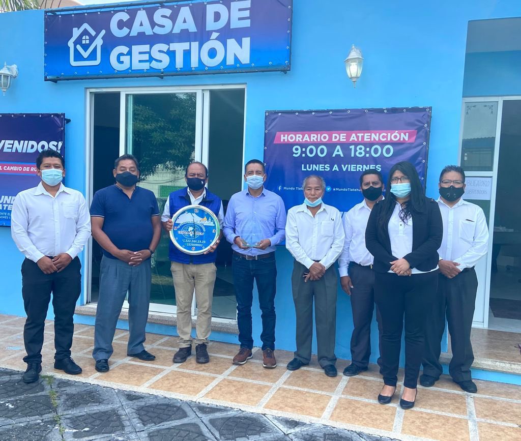 ¡Unidos lograremos un mejor San Andrés Cholula! Agradezco profundamente a mis amigos del sitio de Taxis Las Américas por haberme otorgado este reconocimiento, para mi es un honor colaborar con personas trabajadoras y honradas.