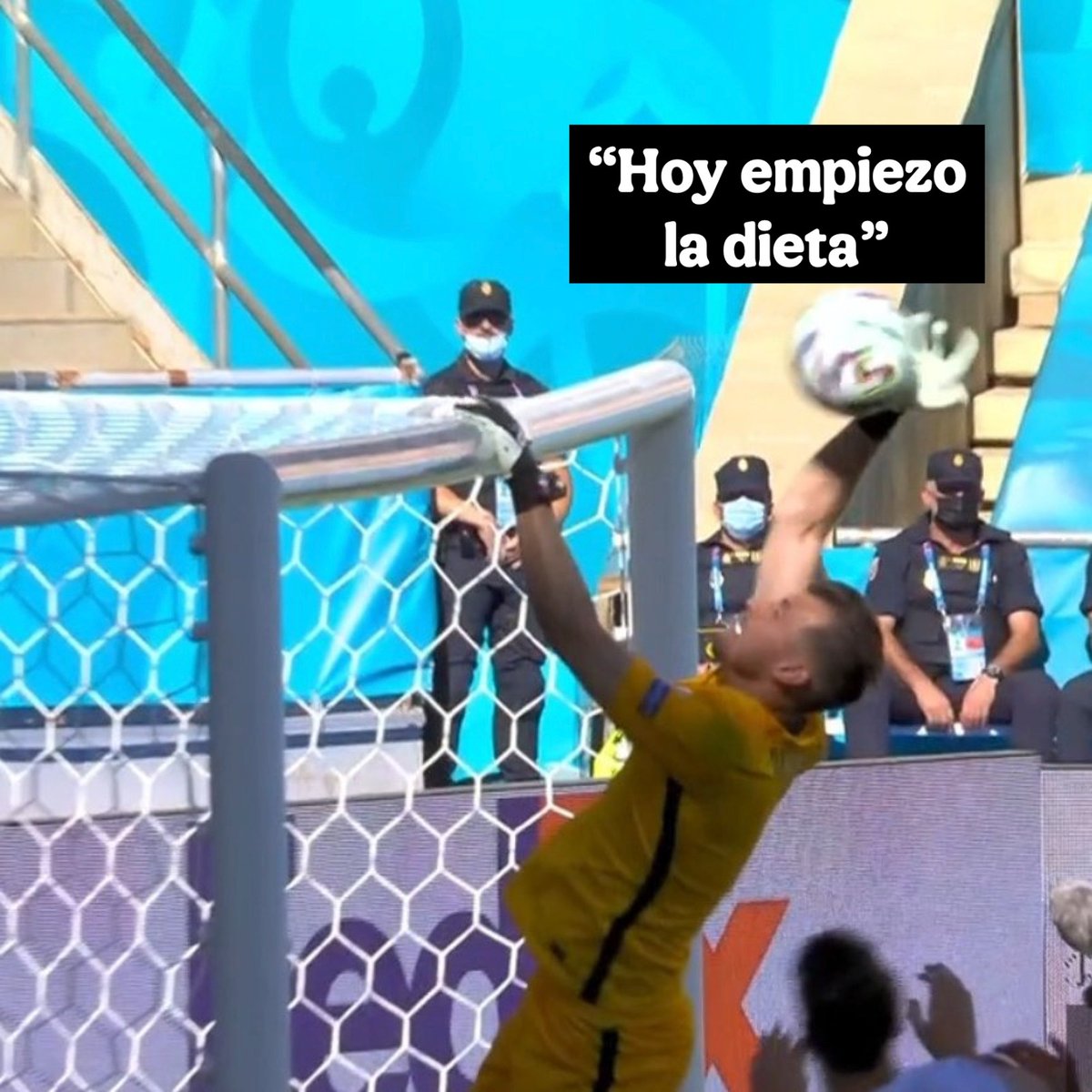 burgerking_es's tweet photo. Dúbravka me representa. #EURO2020 #Eurotubers https://t.co/DXsjohEvV0