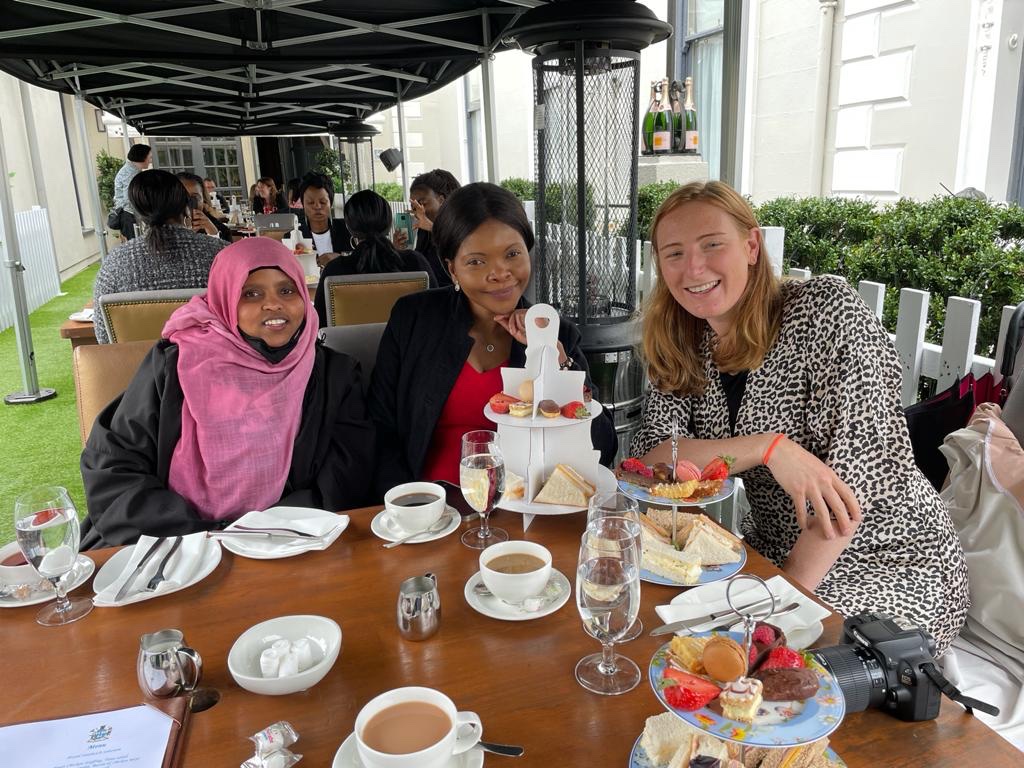 ServeTheCityIrl's tweet image. Our Volunteers and Refugee friends had such a lovely time today thanks to @LordMayorDublin @hazechu &amp;amp; staff for the lovely afternoon tea. We are touched by the hospitality and kindness.
