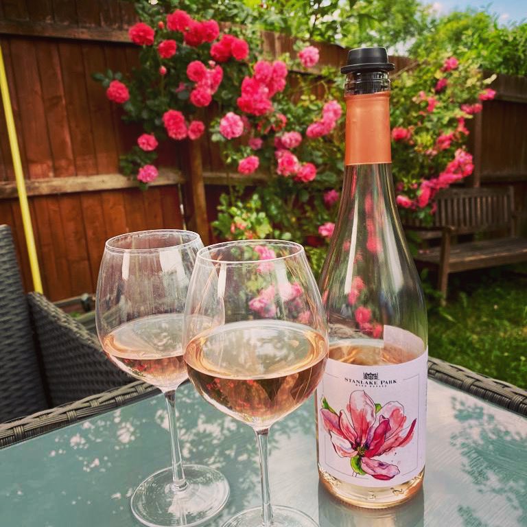 #winewednesday  in the middle of #englishwineweek  means it has to be another top quality English wine. <a href="/stanlakepark/">Stanlake Park Wine Estate</a> have an extensive range of quality English wines and their rosé is another hit! Dry refreshing and Well balanced with strawberry, raspberry, lemon and grapefruit.