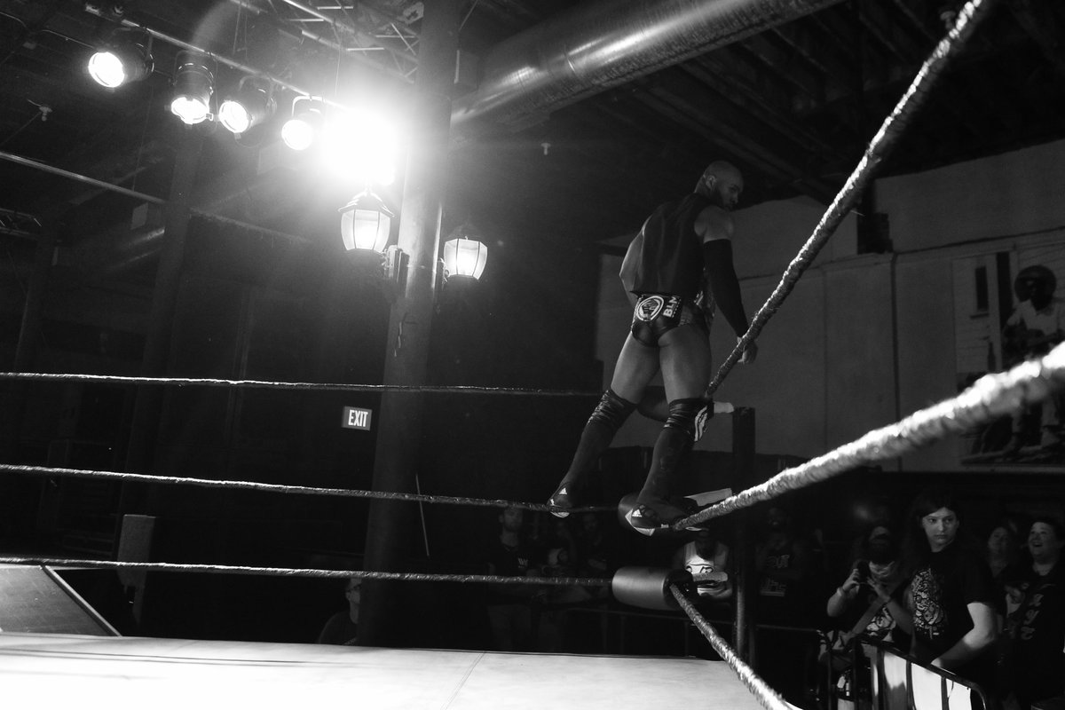 photosbymanning's tweet photo. I challenged myself to sum up the #BWM2 main event in 20 photos.
I failed.
Here's 23 https://t.co/qV1b8vyZXu