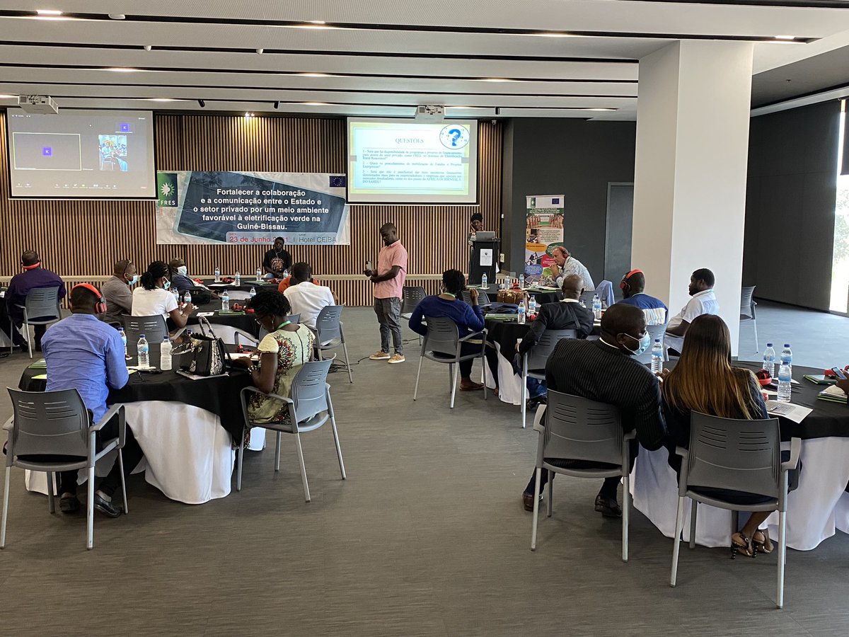 With only a third of the population having access to electricity, achieving #sdg7 in Guinea-Bissau by 2030 is not within reach. Today FRES Guiné-Bissau organized a well attended workshop in Bissau to explore how public and private sectors can join forces to improve this.