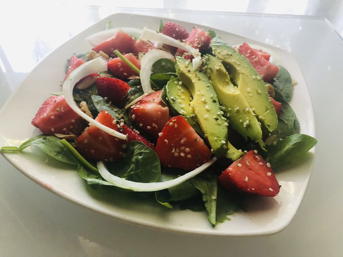 NEWLY OUT! STRAWBERRY SPINACH SALAD
Click the link below for recipe details. 
sharongaowellness.com/.../strawberry…...
#salad #strawberries #supersalad #rainbowsalad #easyrecipesathome #eathealthybehappy #veganfooddiary #instahealthyfood #lovehealthyfood #healthymealsprep