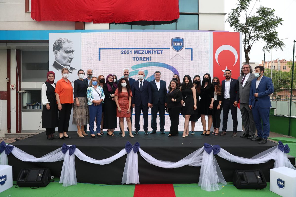 ismetyildirimtr's tweet photo. Eğitim ve öğretim yılını başarıyla tamamlayan Uluğbey Okulları Anadolu Lisesi Mezuniyet Töreni'ne katıldık.

Bu zorlu eğitim yılını başarıyla tamamlayarak diplomalarını almaya hak kazanan gençlerimizi tebrik ediyor, başarılarının devamını diliyorum. https://t.co/8BVOj2kxf4