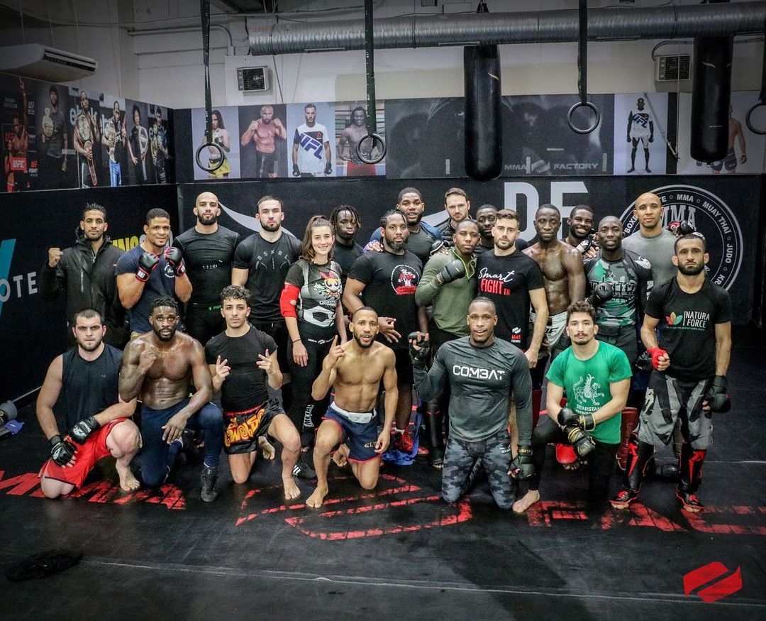 dfns_official's tweet photo. The MMA Factory is more than a gym: it is a family, a reference point in the community that has been going since 2013.

Led by Fernand Lopez, everyone at the MMA Factory is behind Ciryl Gane for his UFC Main Event fight this Saturday.

#ufc #boxing #mixedmartialarts https://t.co/EhhAkW6eYQ