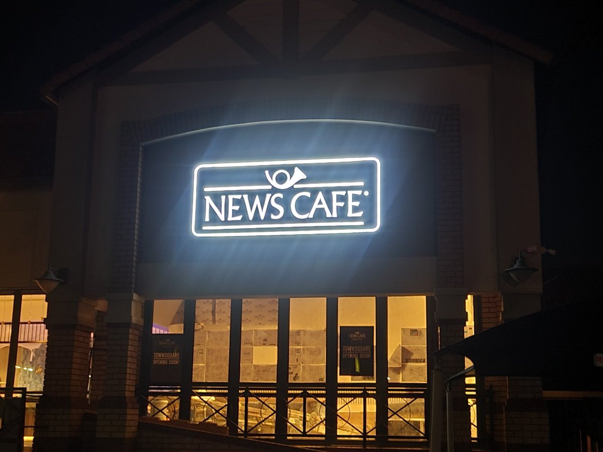 Signed, sealed and delivered!

News Cafe Town Square Roodepoort done and handed over✔ #ItsaVibe

#TheCateringEquipmentGuy 
#PremiumKitchens