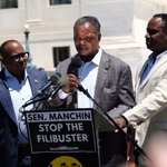 Imagen del comienzo del Tweet: Siempre que nuestras espaldas estén en contra