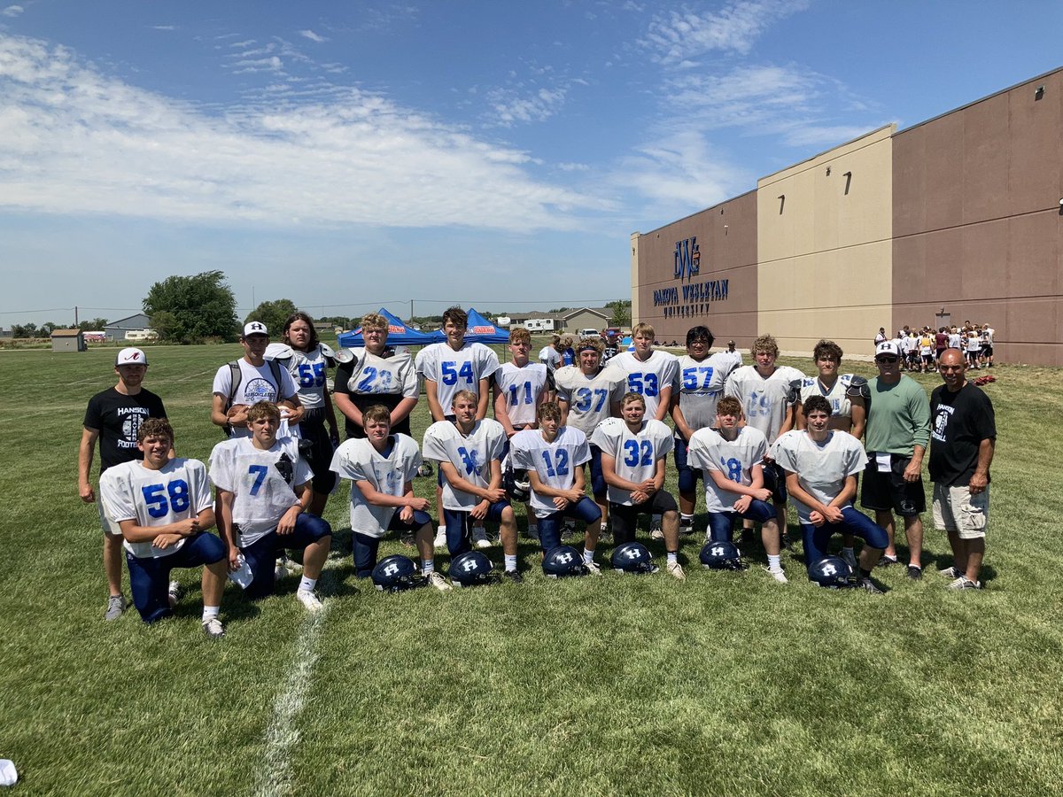 DWTigerFB's tweet photo. A great finish to our team football camp! Hanson Beavers stepped up big time to win our King of the Hill competition! @HansonAthletics @dwusports @DakotaWesleyan #BleedBlue https://t.co/qqFR8zCauo