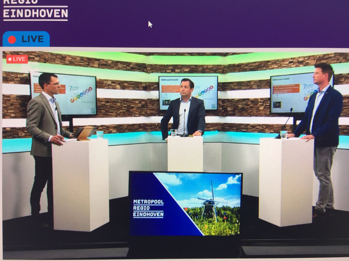 MRE_netwerk's tweet photo. De derde #MREmasterclass zit er op. Het thema #Klimaatadaptatie is goed doorgesproken met veel tips voor raadsleden. En is binnenkort terug te kijken via onze website. De volgende masterclasses (economie, stad-land en brede welvaart) zijn in september.
https://t.co/lPWVAX82uf https://t.co/P7P7ZsCDNG