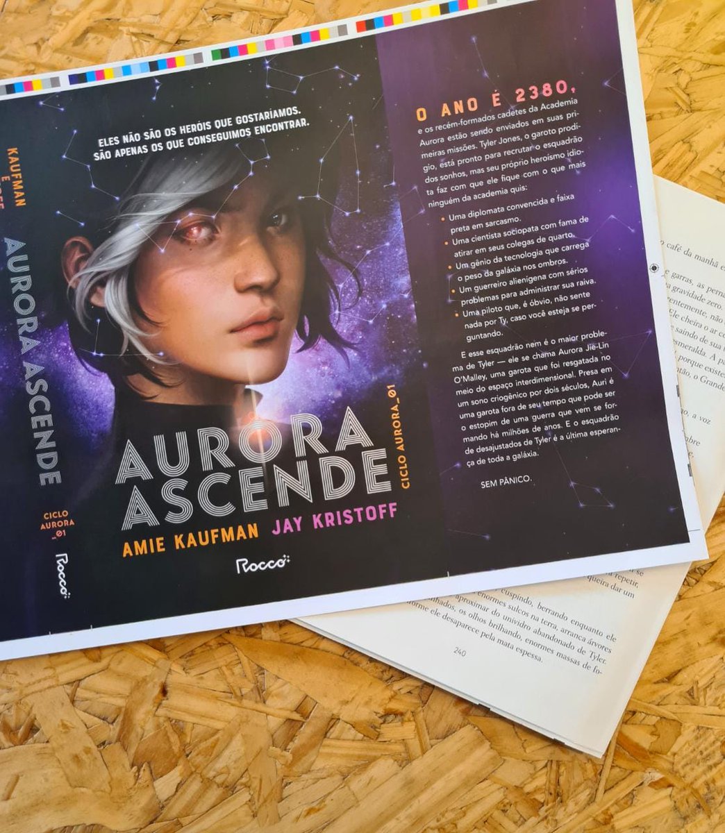 Aurora ascende