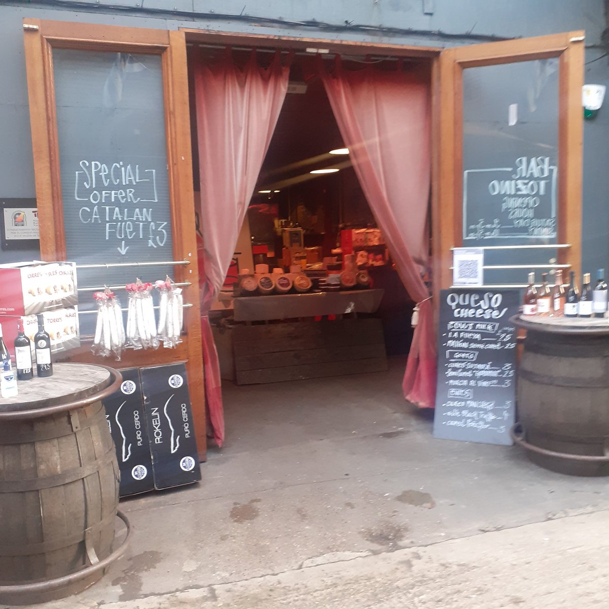 Bar Tozino (@bartozino) on Twitter photo Great news. We will opening again on Thursdays from 5PM till 10 PM <a href="/MaltbyStMkt/">Maltby Street Market</a> , bookings at info@tozino.com #jamon #queso #vino #se1 Great news. We will opening again on Thursdays from 5PM till 10 PM <a href="/MaltbyStMkt/">Maltby Street Market</a> , bookings at info@tozino.com #jamon #queso #vino #se1