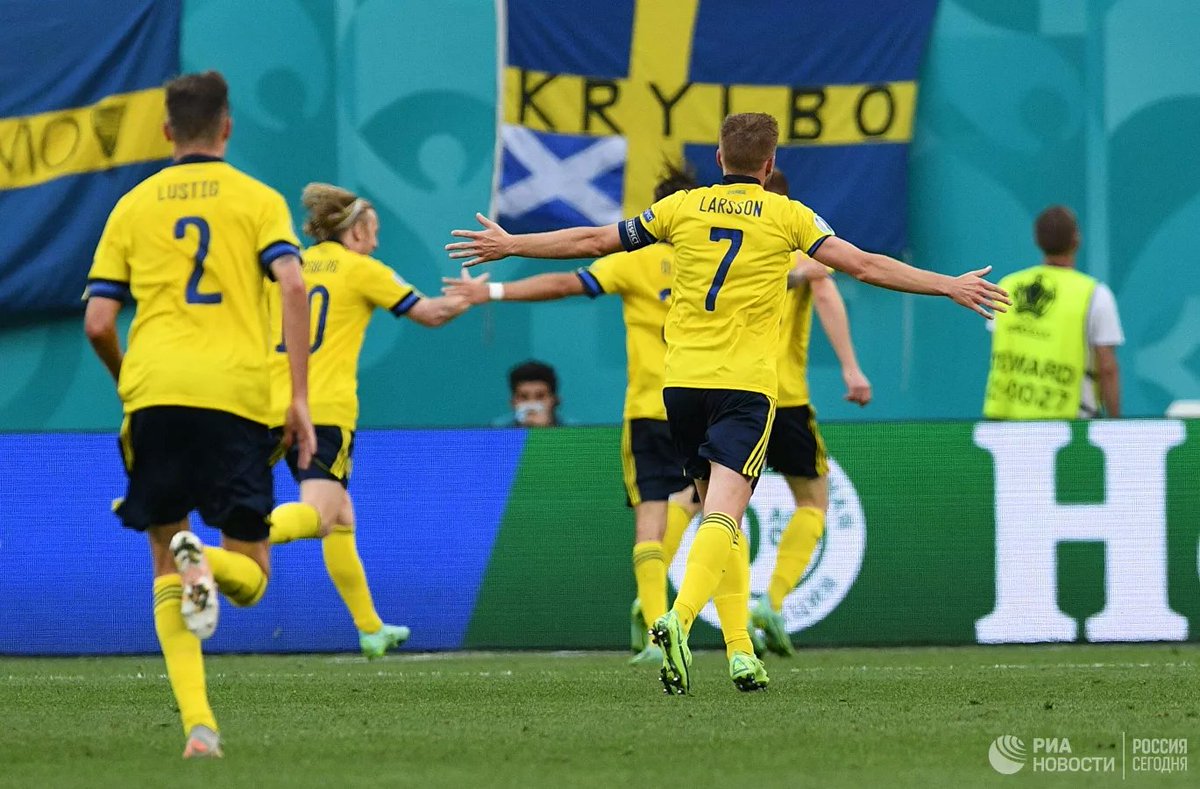 зинченко футболист сборной украины. швеция 2020. спортивные шведы. швеция и шведы. сборная украины евро 2020.