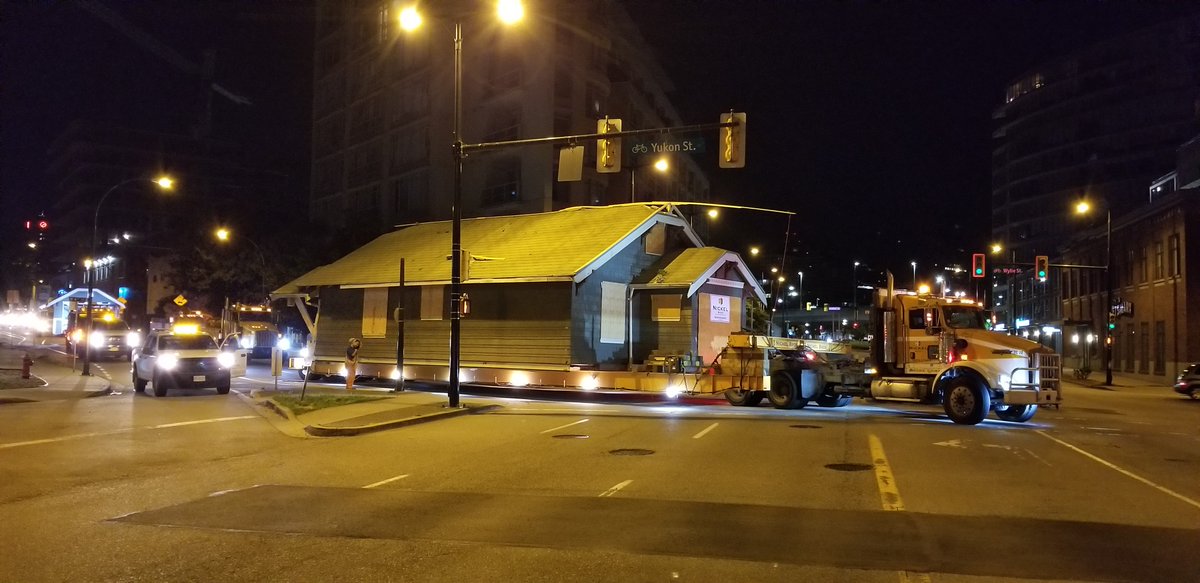 Houses can have a celebrity status too.  Nickel Bros moved this TV star last night, heading to Galiano Island.  This is the house used in the Flash series.  Read more on this story:  bit.ly/3qn2kTm
#nickelbros #housemoving #savetheenvironment