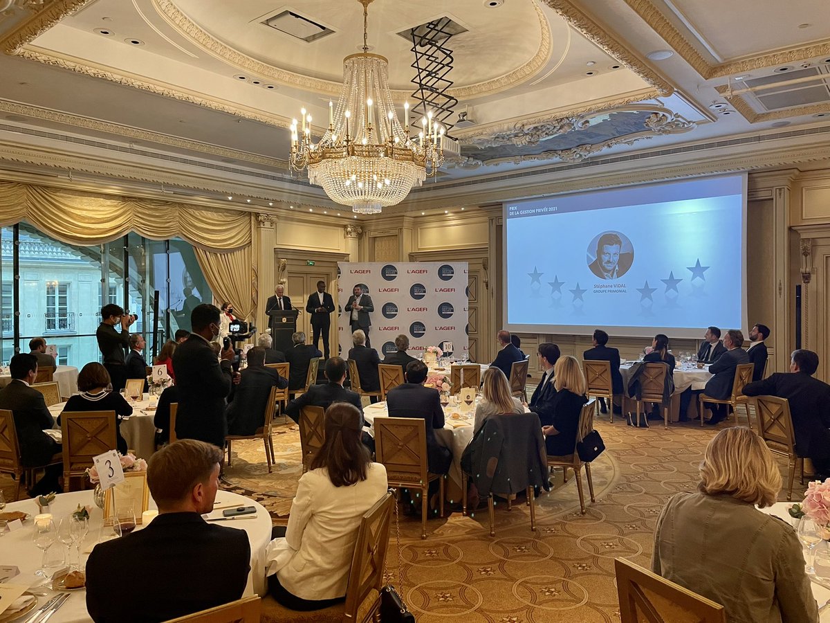 #ForumGestionPrivée
Prix de la Gestion Privée remis à <a href="/StvVidal/">Stéphane Vidal</a>, Président de <a href="/Primonial/">Primonial</a>