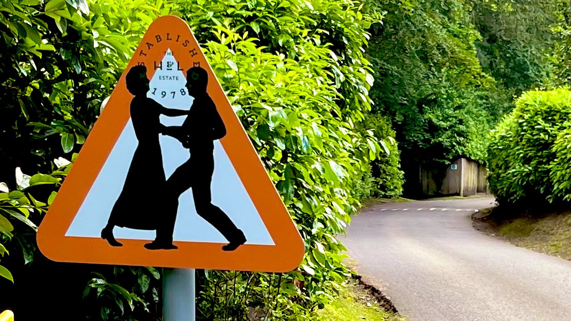 guymorpuss's tweet photo. Am I at risk of having to join a dance off if I go further?
#Strangesigns https://t.co/5eifUMDbNd