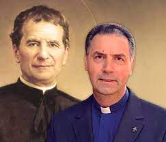 Celebramos la fiesta de la Natividad de San Juan Bautista, patrón de Don Bosco, y por tanto de su onomástico, por lo que como los muchachos y Salesianos del Oratorio de Valdocco celebramos a su sucesor, el P. Ángel Fernández Artime, deseándole toda suerte de bienes.