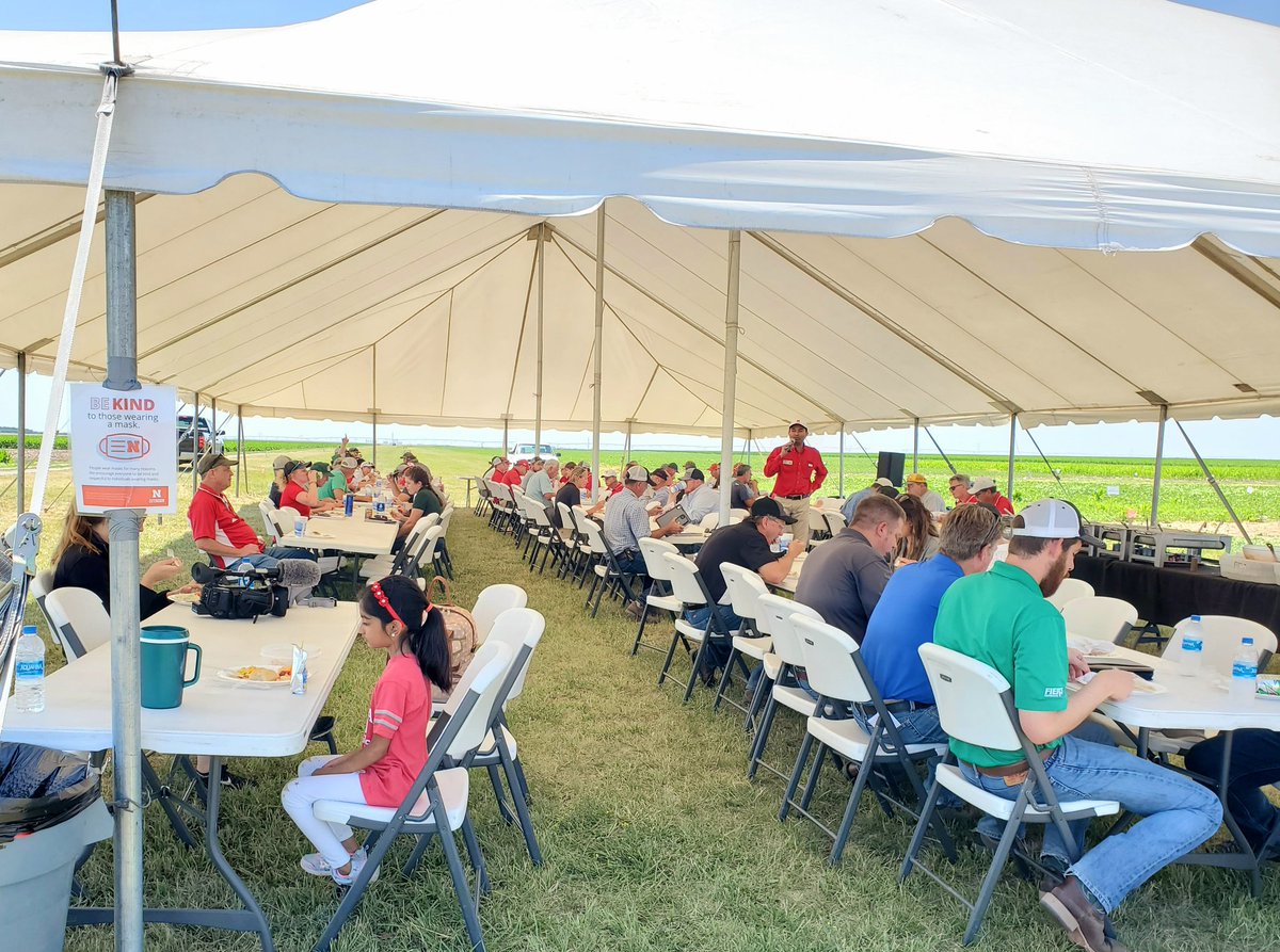 JhalaRachana's tweet image. Our little one is the youngest attendee of Daddy's Weed Management Field day!
@AmitUNL
@unlagrohort
@UNLExtension