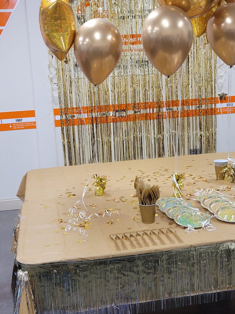 #HomeDepot2317 Celebrating OPS ASM Jennifer Gerger, Golden Apron Award Winner! What a deserving associate representing D-250. Jennifer is the best!!@jody_delicato <a href="/DebraBakerHD/">Debra Baker-Murph</a> <a href="/john_l_gossett/">John Gossett</a> <a href="/HOwensboro/">HomeDepotOwensboro</a> <a href="/spustelak/">Stanley Pustelak</a>