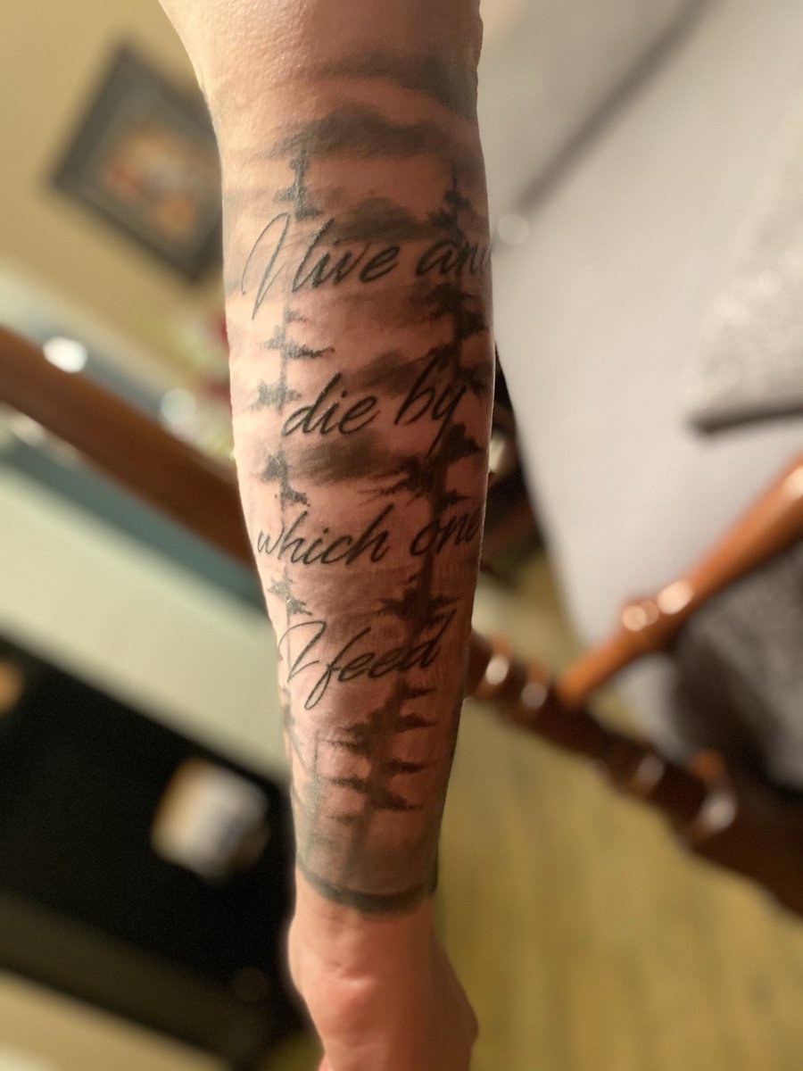 CPeezy4_'s tweet photo. “I live and die by which one I feed.”@CodyJinksMusic #thewanting #codyjinks #wolves #tattoos #texas https://t.co/XDo5YAacb3