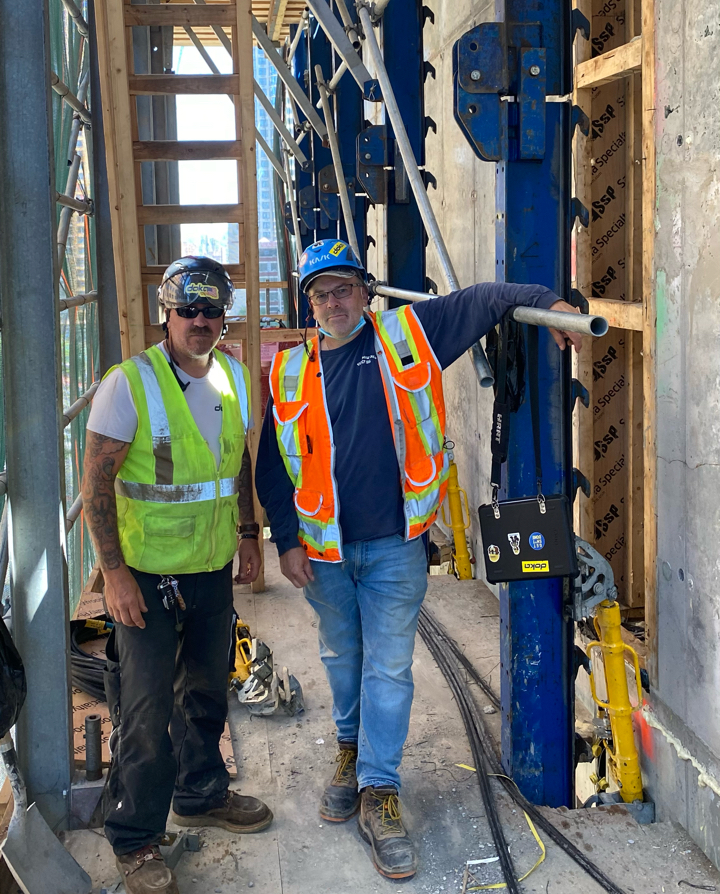 Doka_USA's tweet photo. Meet Rich and Mike, #Formwork Instructors at #DokaUSA, offering onsite field service from the start at the 141 Willoughby Street project. 

#MoreThanFormwork #FieldService #OnSiteSupport #WeAreHereForYou #Xclimb60
#WeAreDoka https://t.co/X56Rt4Rj76
