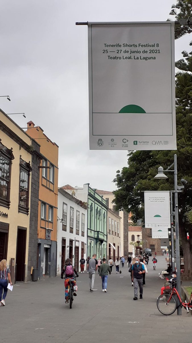 tenerifeshorts's tweet photo. ¡Estamos en la calles de La Laguna! 👋 45 horas para empezar #TSF8. #Festival #Internacional de #Cortometrajes de #LaLaguna Voto del público online. Entrada gratuita en @Entradasalcance Con apoyo @CabildoTenerife, @aytolalaguna_es a través de @CulturaLaLaguna, #OAAM y @Turismo_LL https://t.co/QnqN2ZOZd6