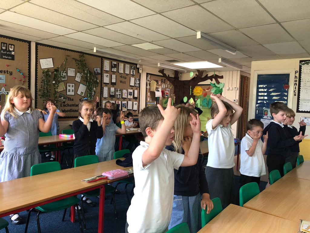 BranstonInfant1's tweet photo. Thank you @AshleyBanjo and Jordan Banjo for a lively story session this morning sharing #FlyHighCrew. Our Fox Class loved it! #summerofreading #readingfestival #readingcommunity #authorevents @scholasticuk @WSHEnglishHub @BookBranston https://t.co/lNLE0UdmBu