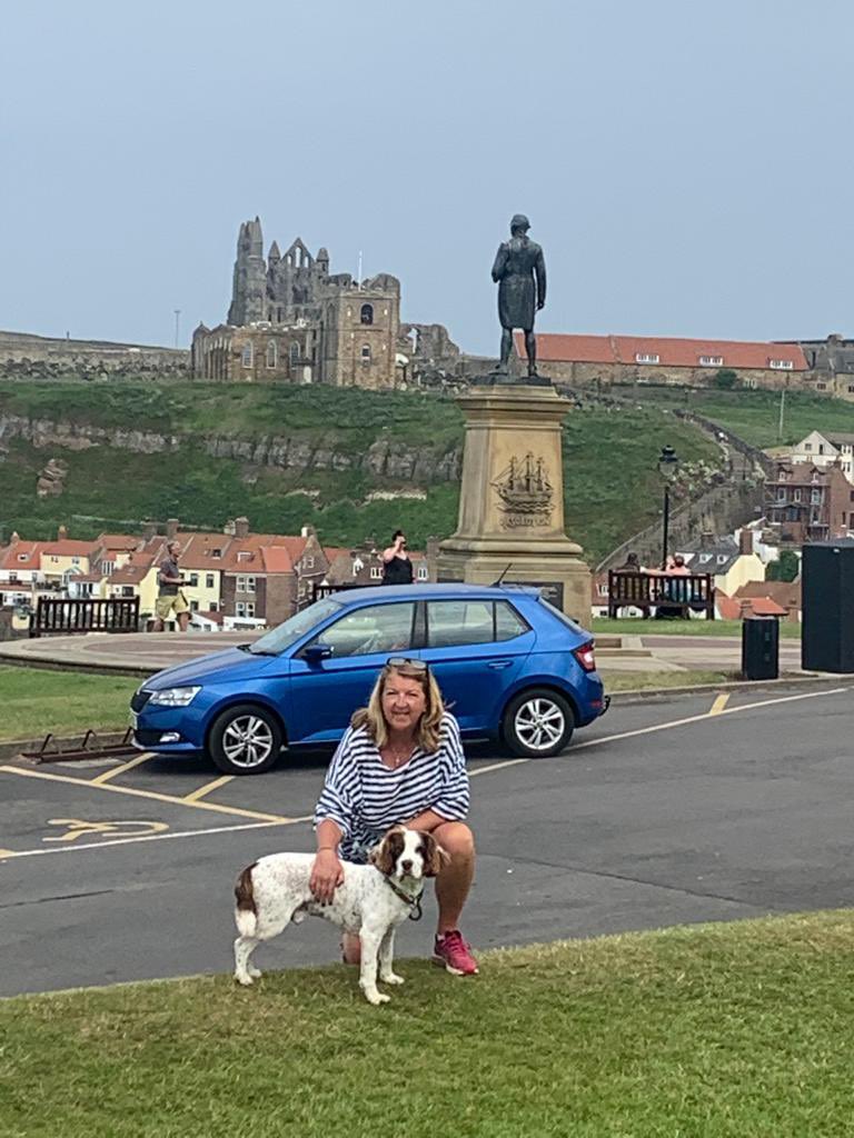 MortgageSusanne's tweet photo. Day out in #whitby Bob wore a mask #pubrules had fish and chips from @themagpiecafe with mushy peas and gravy! #Captaincook at one with local seagull. Dreadful bus journey there , enquired into train back to Scarbella and missed it as last one left in 1965!!! https://t.co/9fAS9AheLs