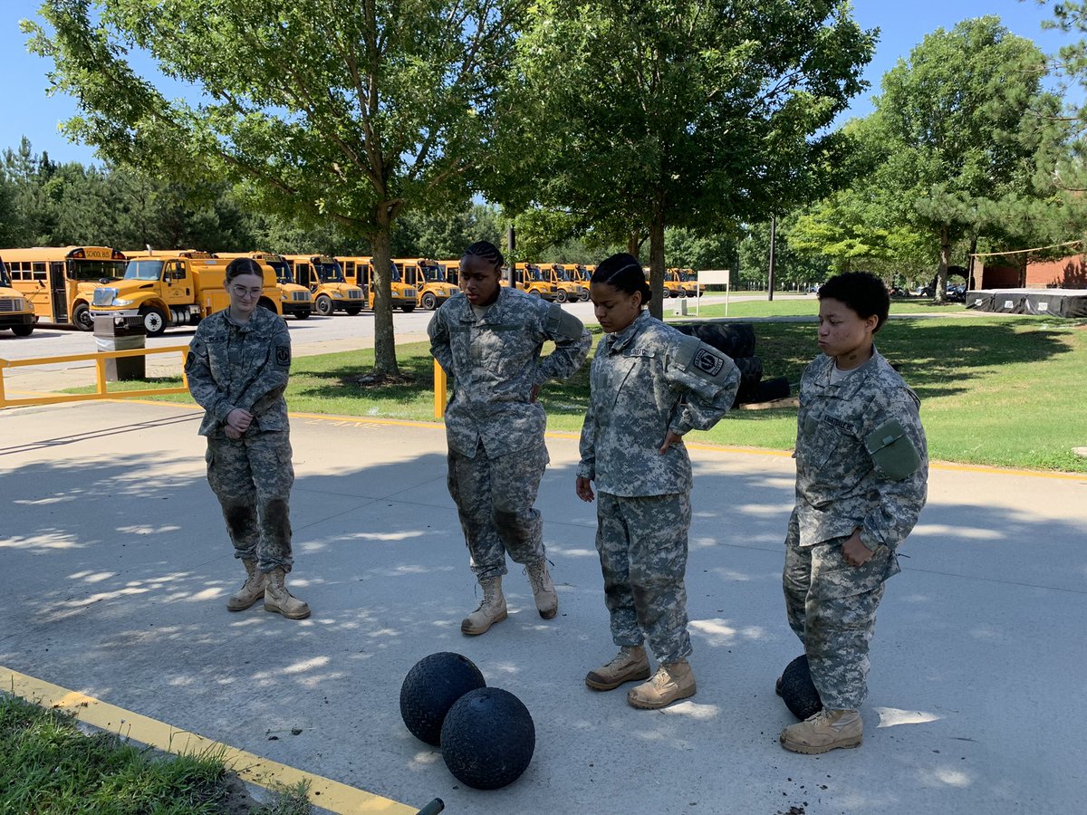 Eb4lEnloe's tweet photo. Day 2 Complete✅ Cadets completed an Obstacle Course and learn valuable leadership skills. Everyone is ready and excited for Day 3. @EnloeHighSchool https://t.co/OVtN83kOeg