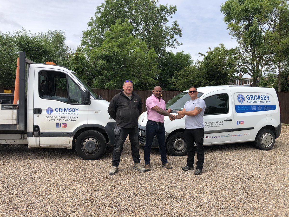 350Kerry's tweet photo. Thanks to the guys at Grimsby Construction for a £250 donation to @CrohnsColitisUK and for covering the costs and wages for one of the support drivers for the event week! Amazing generosity!
#crohns #350milesforkerry https://t.co/CxmQUC6FKr